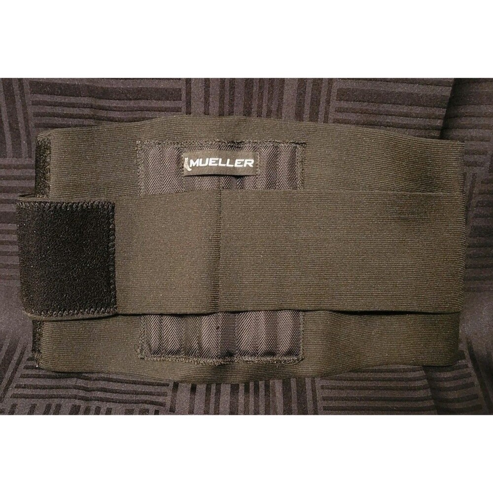 MUELLER Sports Medicine Adjustable Back Brace 28-50" Black